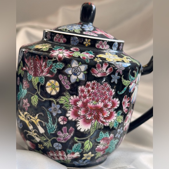 Vintage Chinese Tea Pot (flawless except few speckles INSIDE) ceramic - Picture 2 of 12